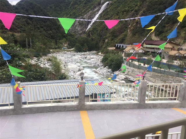 度假區人造溫泉熱水系統